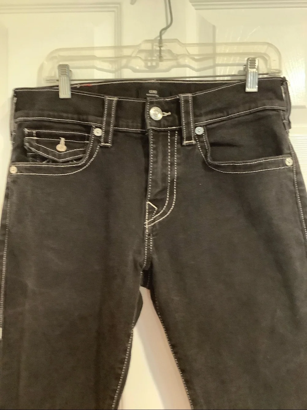 TRUE RELIGION Men’s Black Geno Relaxed Slim Flap Stretch Jeans 31